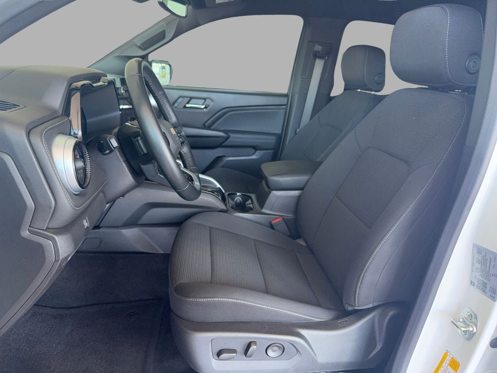Used 2024 Chevrolet Colorado LT w/ LT Convenience Package II RWD image 11