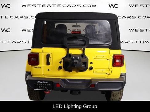 Used 2019 Jeep Wrangler Rubicon w/ LED Lighting Group AWD/4WD image 4