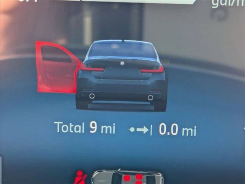 New 2026 BMW 330i Sedan w/ Premium Package image 10