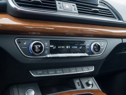 Certified 2023 Audi Q5 2.0T Premium Plus image 26