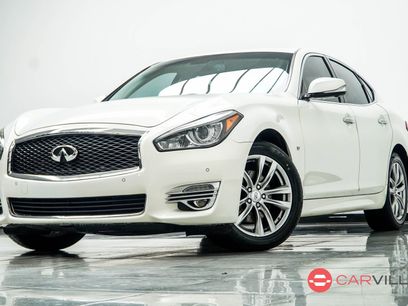 Used 2015 INFINITI Q70 3.7