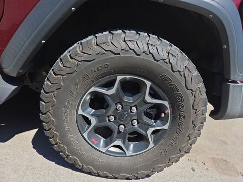 Used 2021 Jeep Wrangler Sport AWD/4WD image 7