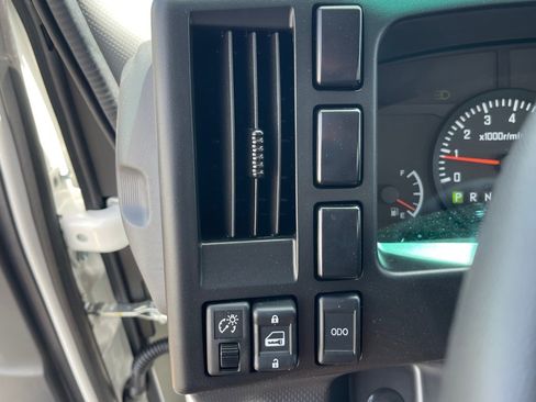 New 2024 Chevrolet Low Cab Forward 5500XG RWD image 13