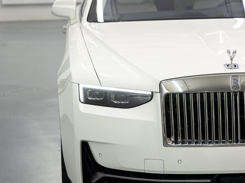 New 2027 Rolls-Royce Ghost Extended Wheelbase AWD/4WD image 11