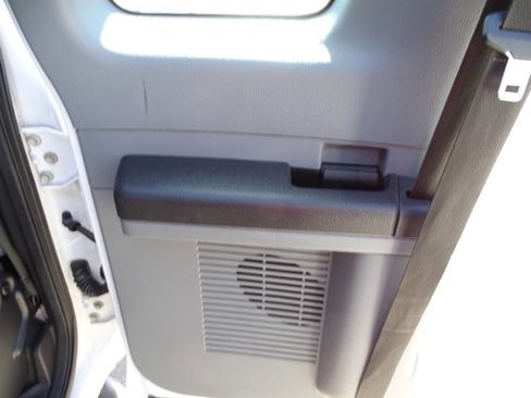 Used 2015 Ford F250 4x4 SuperCab FX4 w/ Power Equipment Group image 29