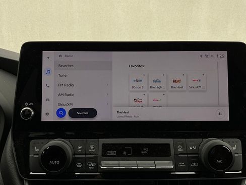 Used 2025 Toyota Grand Highlander XLE image 33