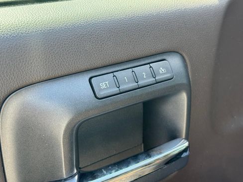 Used 2018 Chevrolet Silverado 1500 LTZ w/ Texas Edition AWD/4WD image 12