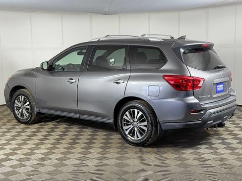 Used 2019 Nissan Pathfinder SV AWD/4WD image 8