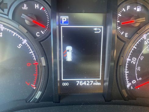 Used 2022 Toyota 4Runner SR5 image 17