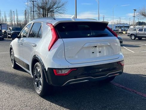 Used 2023 Kia Niro Wind w/ Wind Preserve Package image 10