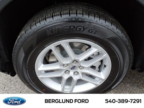 New 2026 Ford Explorer Active image 11