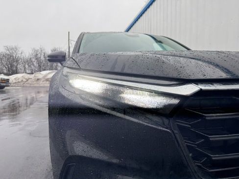 Used 2023 Honda CR-V EX image 10