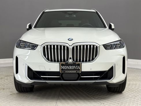 Used 2024 BMW X5 sDrive40i w/ Premium Package RWD image 6