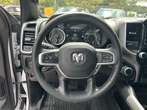 Used 2023 RAM 1500 Big Horn AWD/4WD image 27