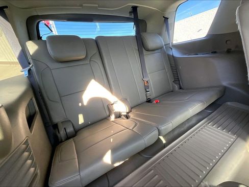 Used 2020 Chevrolet Tahoe LT image 30