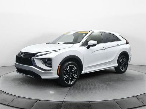 Used 2024 Mitsubishi Eclipse Cross SEL image 1