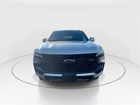 Used 2023 Chevrolet Suburban RST w/ Luxury Package image 3