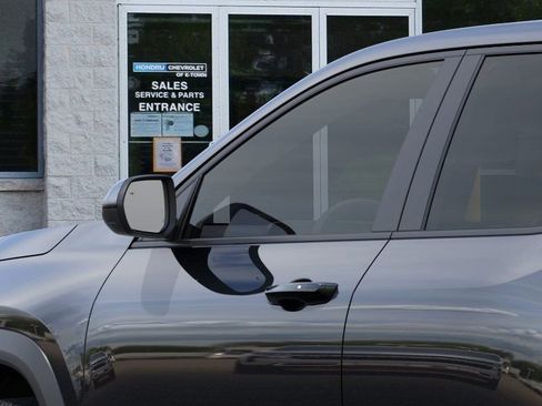 New 2026 Chevrolet Equinox LT w/ Convenience Package II image 12