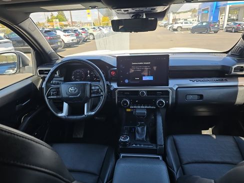 Certified 2024 Toyota Tacoma TRD Off-Road w/ TRD Off Road Premium Package AWD/4WD image 20