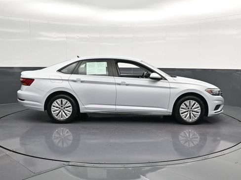Used 2019 Volkswagen Jetta S FWD image 4