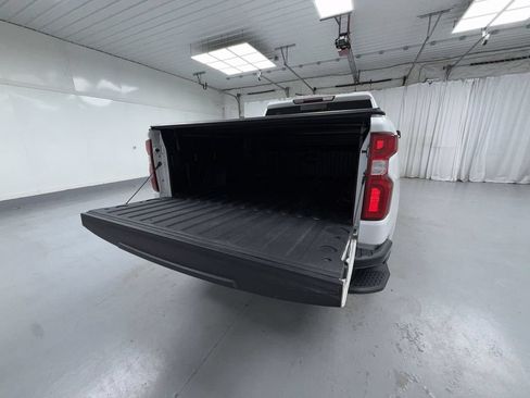 Used 2022 Chevrolet Silverado 1500 LT Trail Boss w/ Convenience Package II AWD/4WD image 12