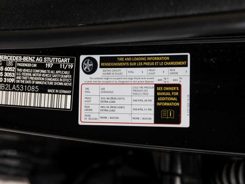 Used 2020 Mercedes-Benz S 63 AMG 4MATIC Sedan w/ Warmth & Comfort Package image 32