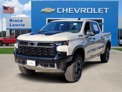 New 2026 Chevrolet Silverado 1500 ZR2 w/ Dark Appearance Package