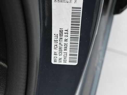 Used 2026 RAM 1500 Laramie AWD/4WD image 17