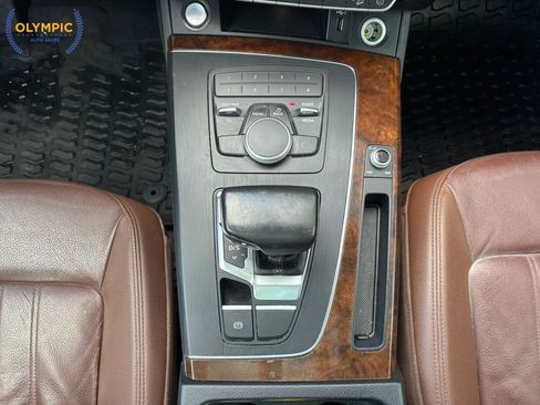 Used 2018 Audi Q5 2.0T Premium w/ Convenience Package image 29