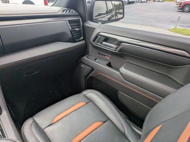 Used 2022 GMC Sierra 1500 AT4 AWD/4WD image 18