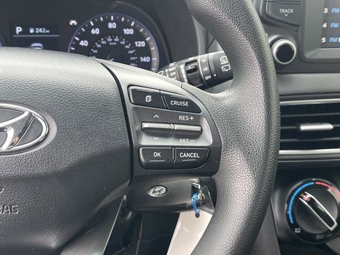 Used 2019 Hyundai Kona SE image 10