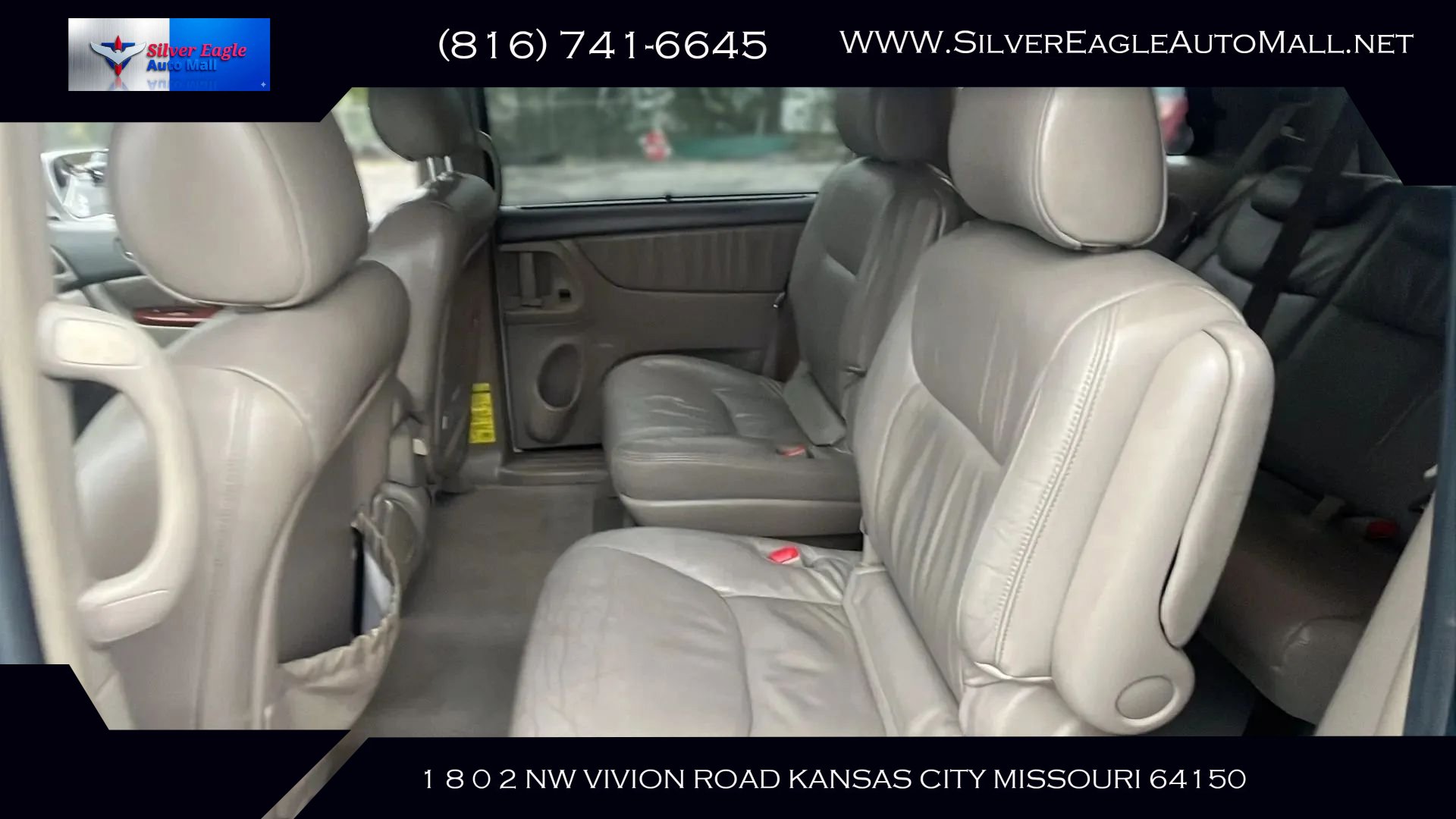 Used 2004 Toyota Sienna XLE Limited w/ Limited Pkg 5 FWD image 9
