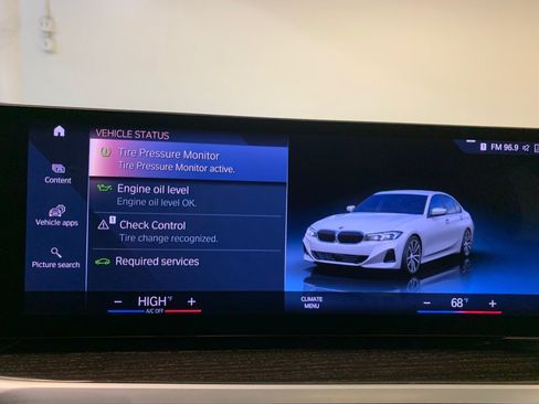 Used 2023 BMW 330i xDrive Sedan w/ Driving Assistance Package AWD/4WD image 33