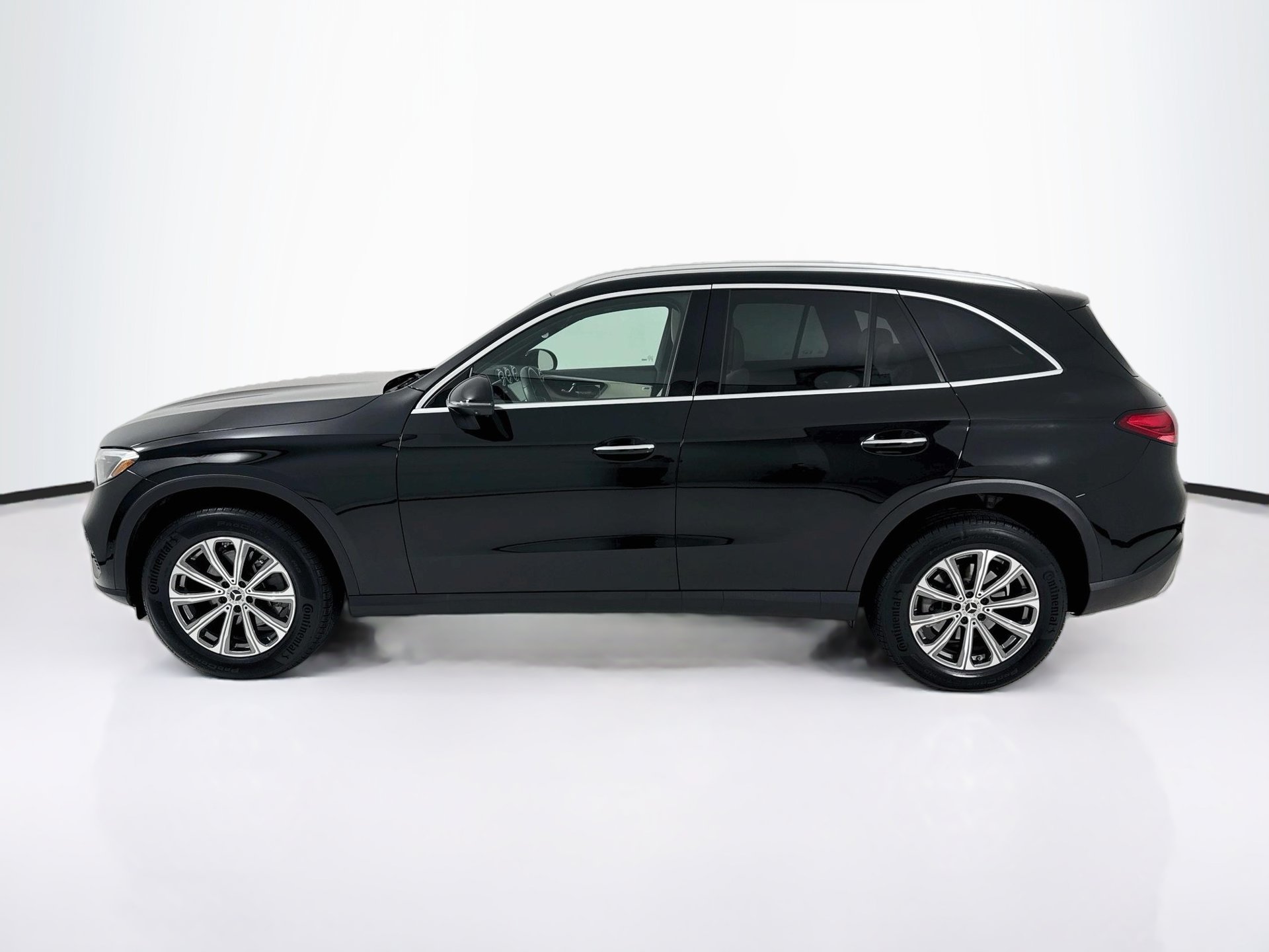 Certified 2026 Mercedes-Benz GLC 300 image 5