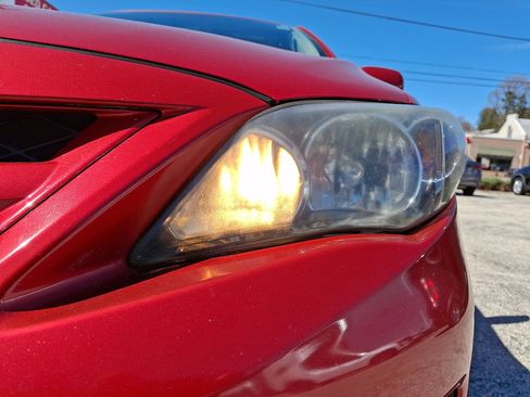 Used 2012 Toyota Corolla S image 9