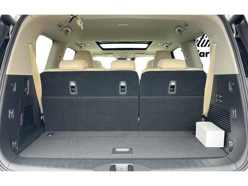 New 2026 Nissan Armada Platinum w/ Convenience Package RWD image 9