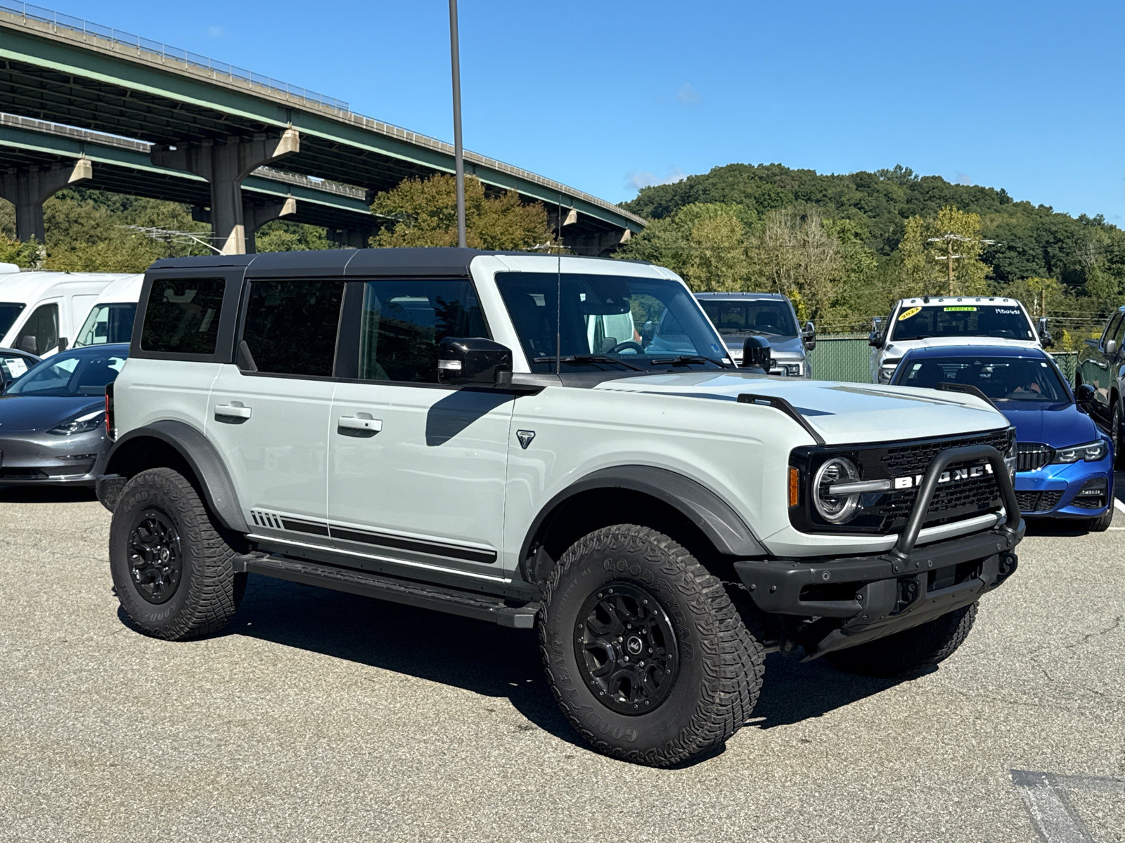 Used 2021 Ford Bronco First Edition AWD/4WD image 1