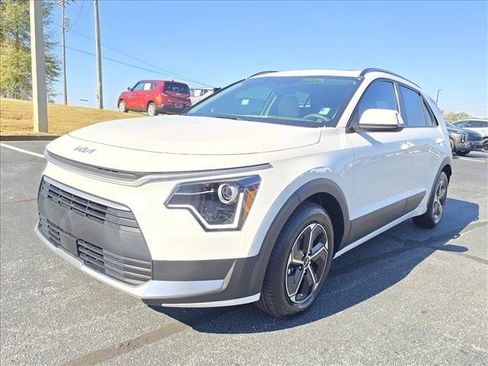 New 2026 Kia Niro EX image 7