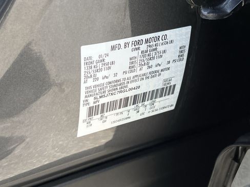 Used 2024 Lincoln Aviator Reserve AWD/4WD image 42