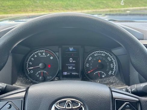 Certified 2023 Toyota Tacoma SR AWD/4WD image 19