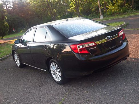 Used 2012 Toyota Camry XLE w/ Convenience Pkg FWD image 20
