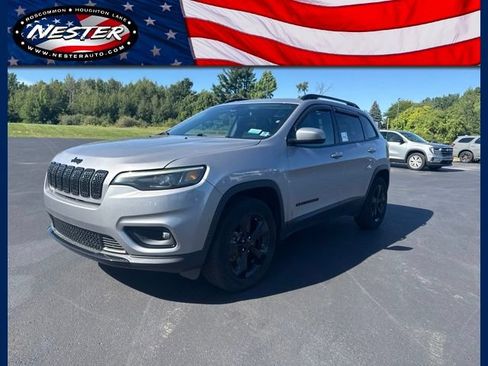 Used 2021 Jeep Cherokee Latitude Lux w/ Sun & Sound Group AWD/4WD image 1