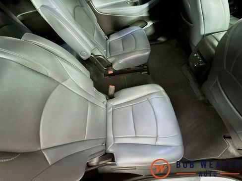 Used 2021 Buick Enclave Essence AWD/4WD image 35