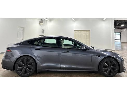 Used 2022 Tesla Model S Standard Range AWD/4WD image 10