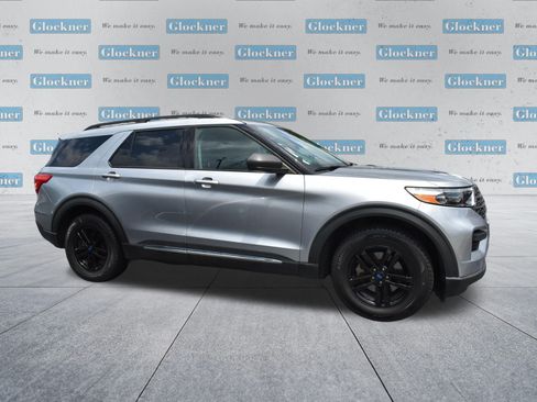 Used 2022 Ford Explorer XLT w/ Class IV Trailer Tow Package AWD/4WD image 4