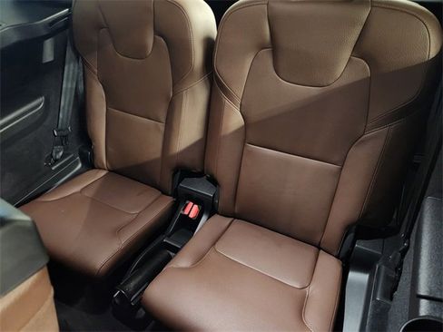 Used 2023 Volvo XC90 B6 Plus w/ Protection Package Premier image 31