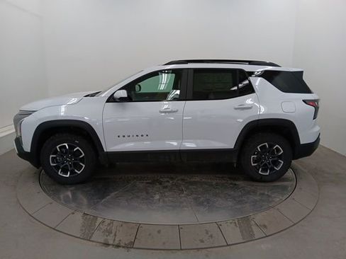 New 2026 Chevrolet Equinox ACTIV w/ Convenience Package III AWD/4WD image 4