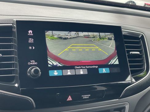 Used 2023 Honda Passport EX-L image 12