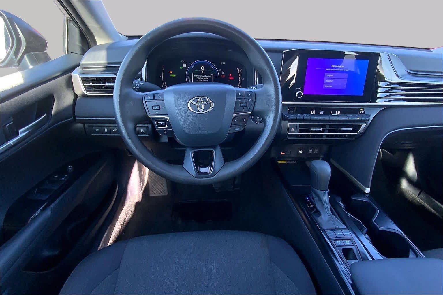 Used 2025 Toyota Camry LE FWD image 6