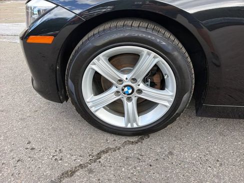 Used 2015 BMW 320i xDrive Sedan AWD/4WD image 33